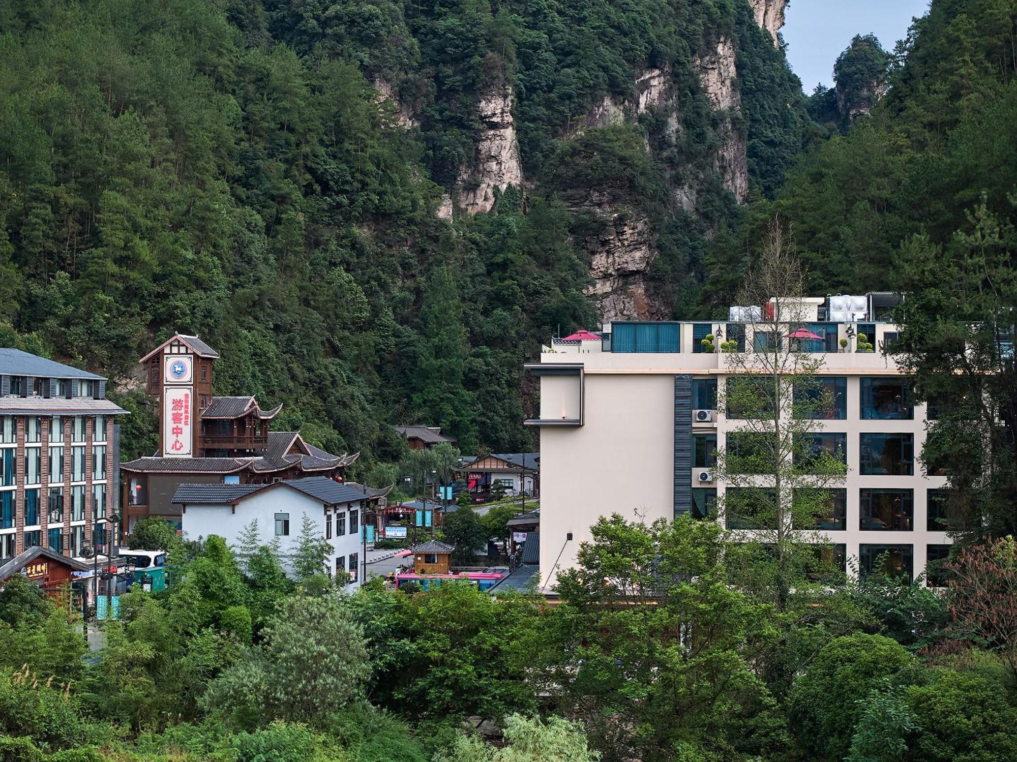 Zhangjiajie Utopia Hotel--Free One Way Pick Up Service Over 2 Nights Kültér fotó